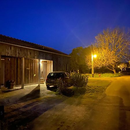 Gite Wildflower Lane Valojoulx المظهر الخارجي الصورة
