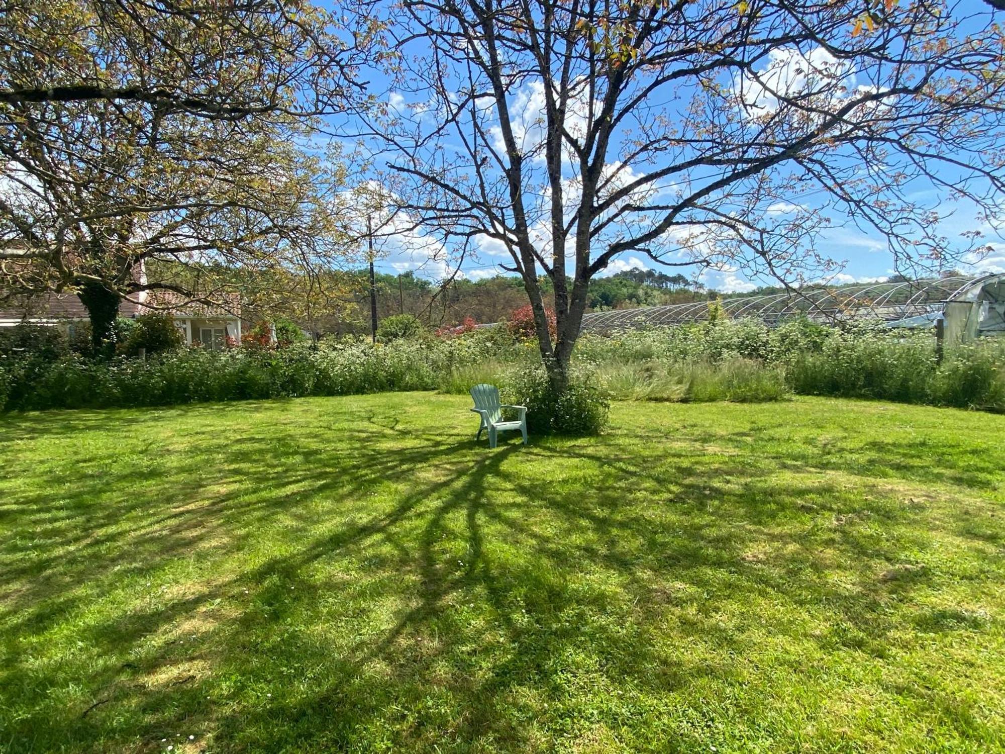 Gite Wildflower Lane Valojoulx المظهر الخارجي الصورة